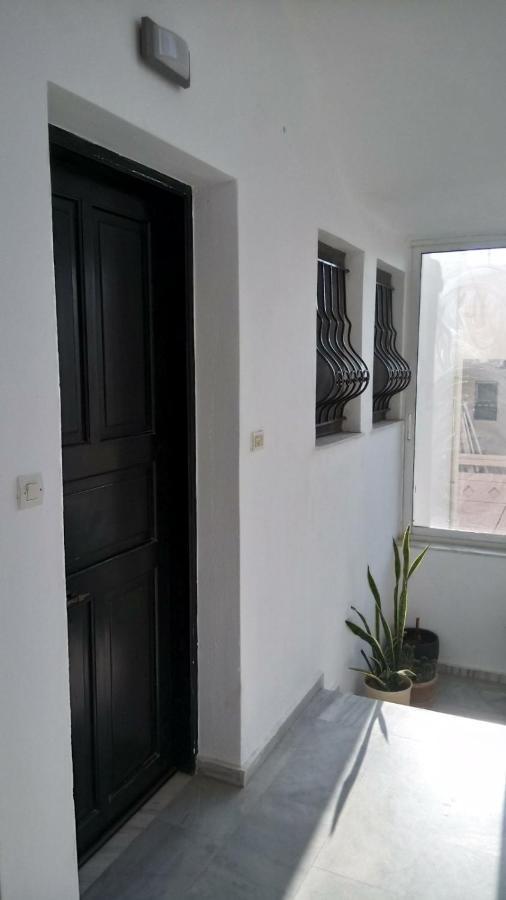 Phoeve Apt-Lovely 1-Br Rental Near The Beach Kalathász Kültér fotó